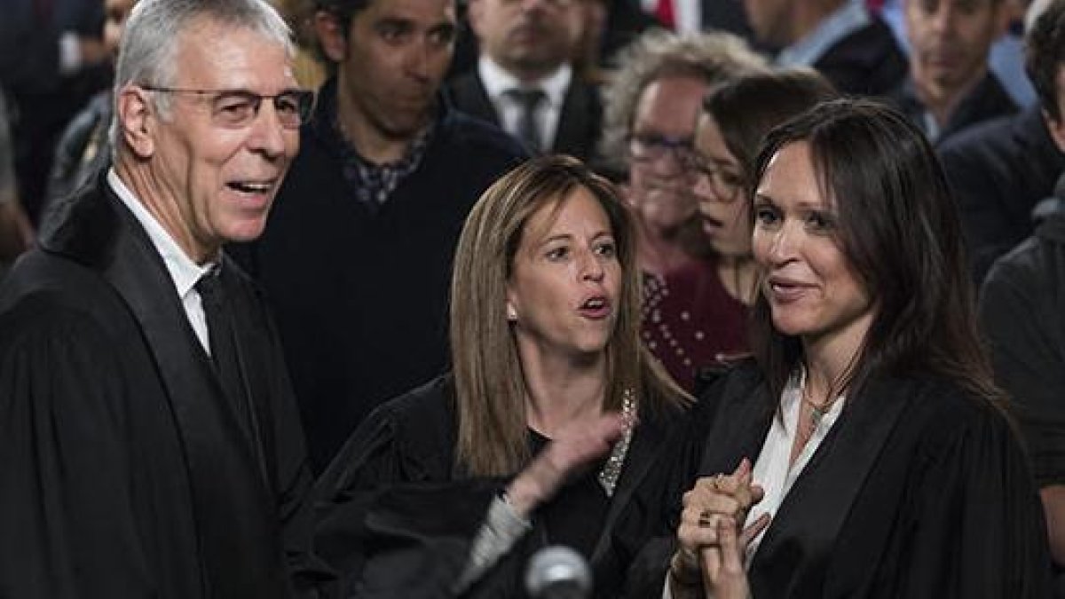 L'exbatlle Cristina Bea Rebés al centre de la imatge