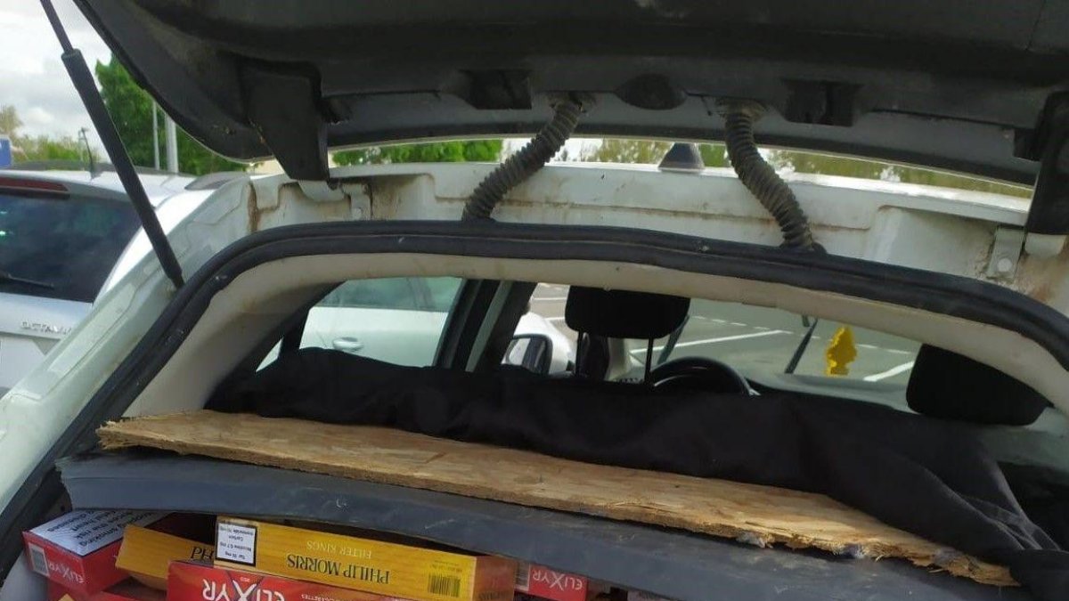 El cotxe duent tota la mercaderia