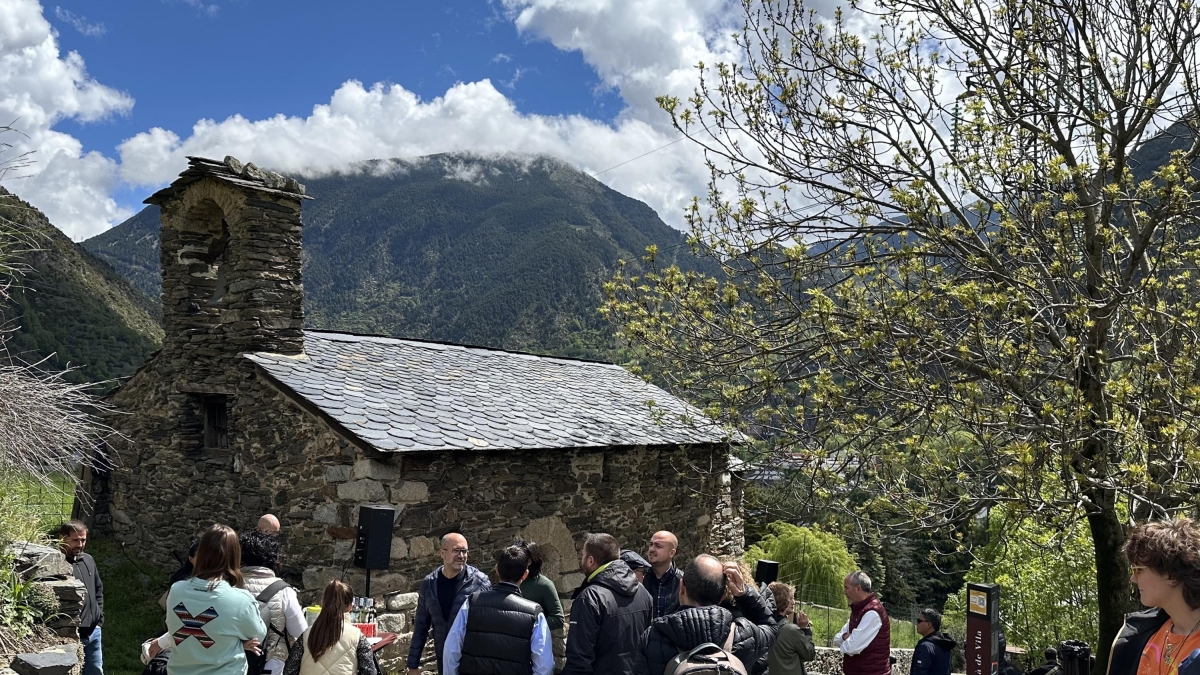 Un moment de l'aplec aquest migdia