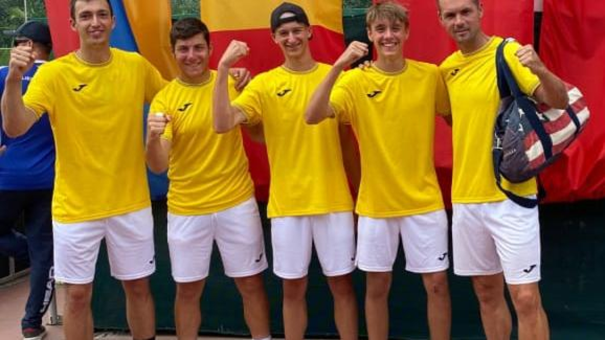 L’equip andorrà de Copa Davis, ahir a Tirana.