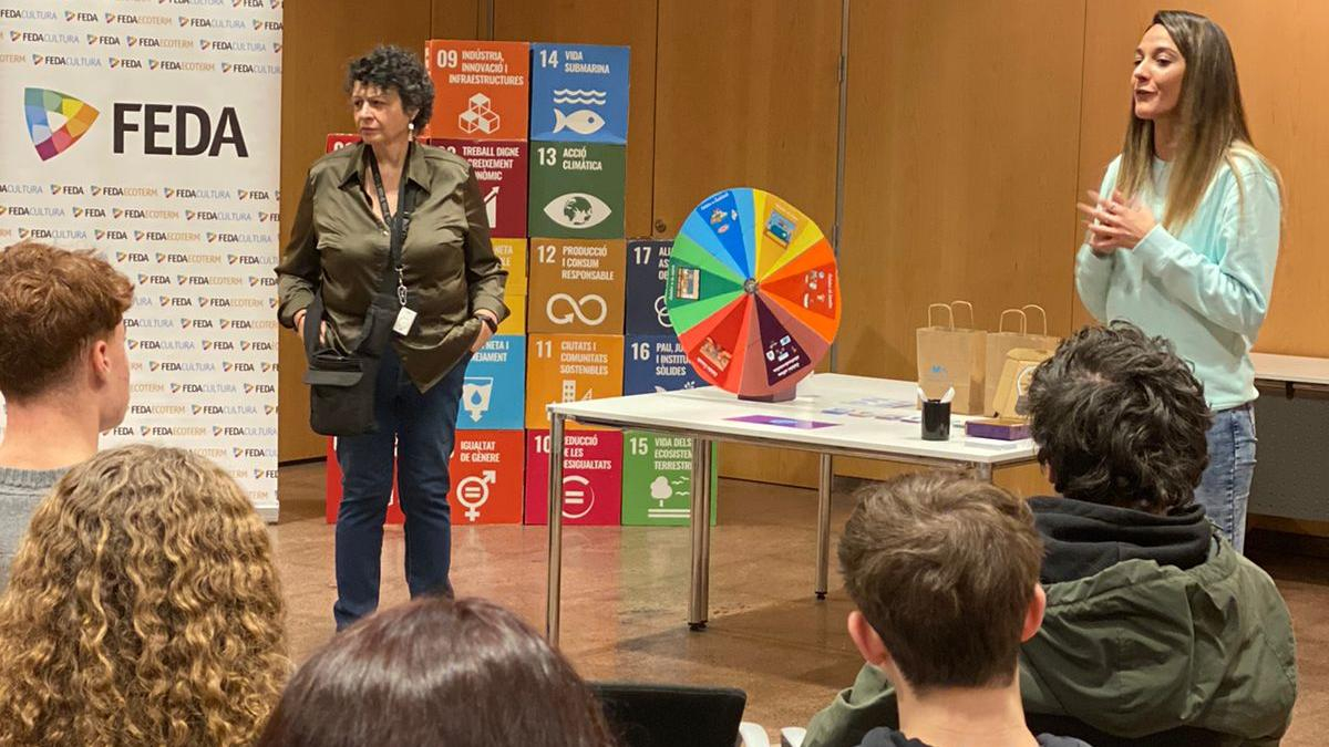 Un dels tallers oferts aquest curs.