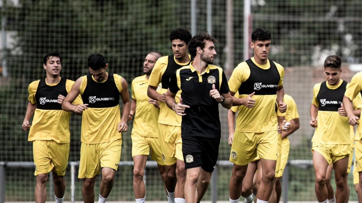 L’equip colomenc prepara el partit a Letònia.