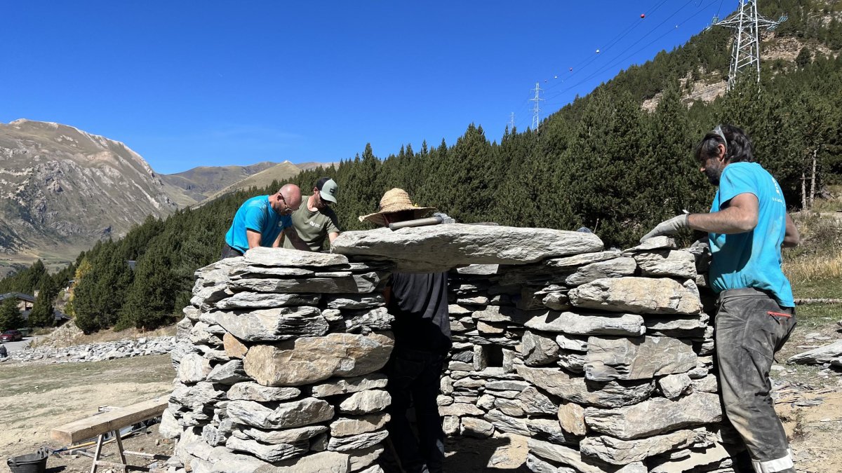 Classes de la tècnica de pedra seca del curs de l'any passat