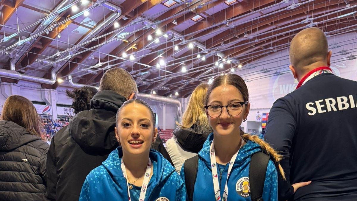 Aina Padilla i Paula Glez.