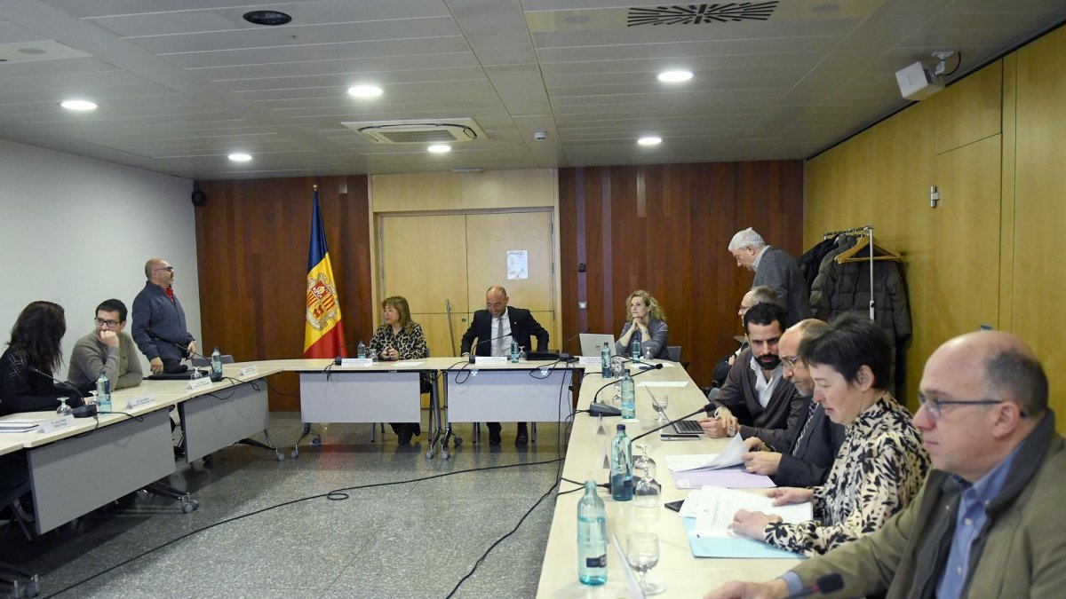 La primera reunió del CES, ahir.