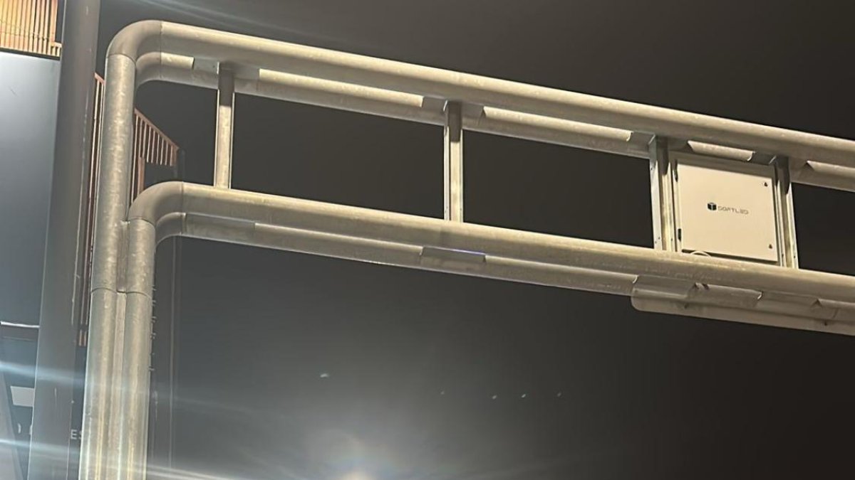 El vehicle accidentat a l'avinguda Tarragona