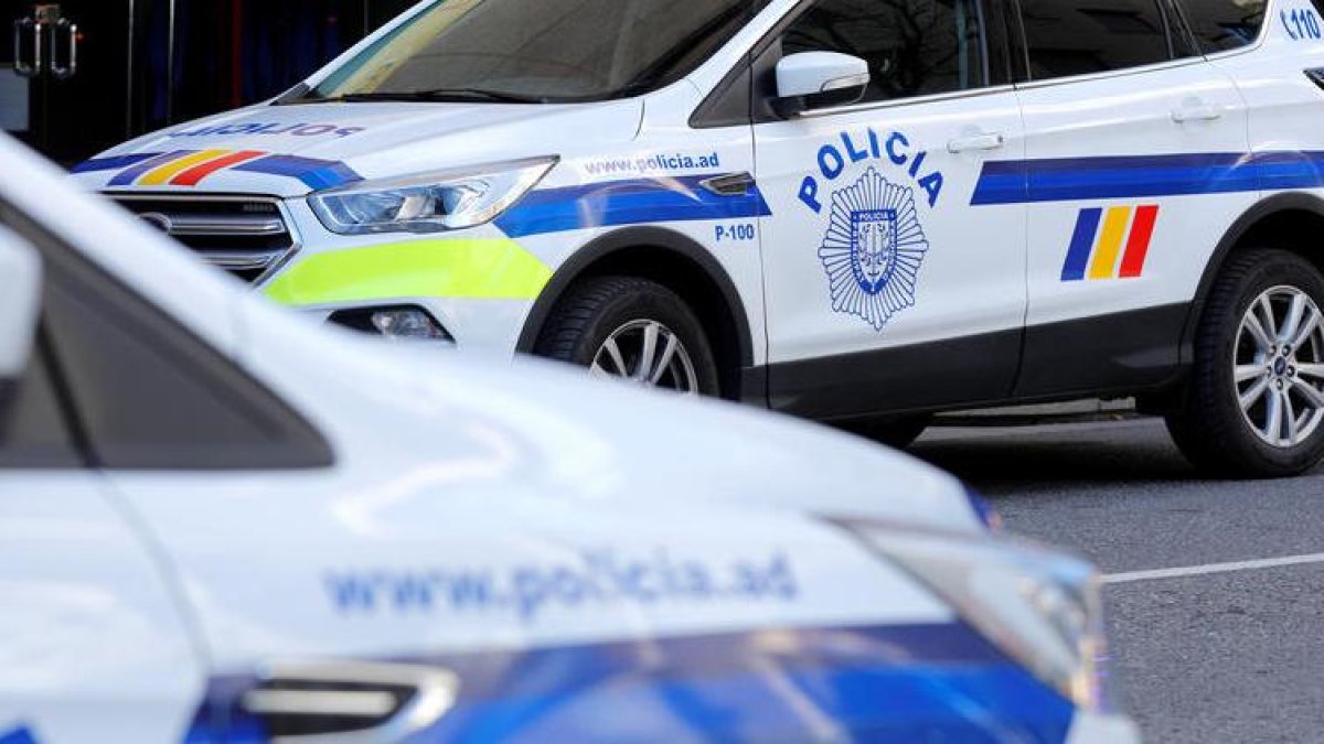 Cotxes de la policia.