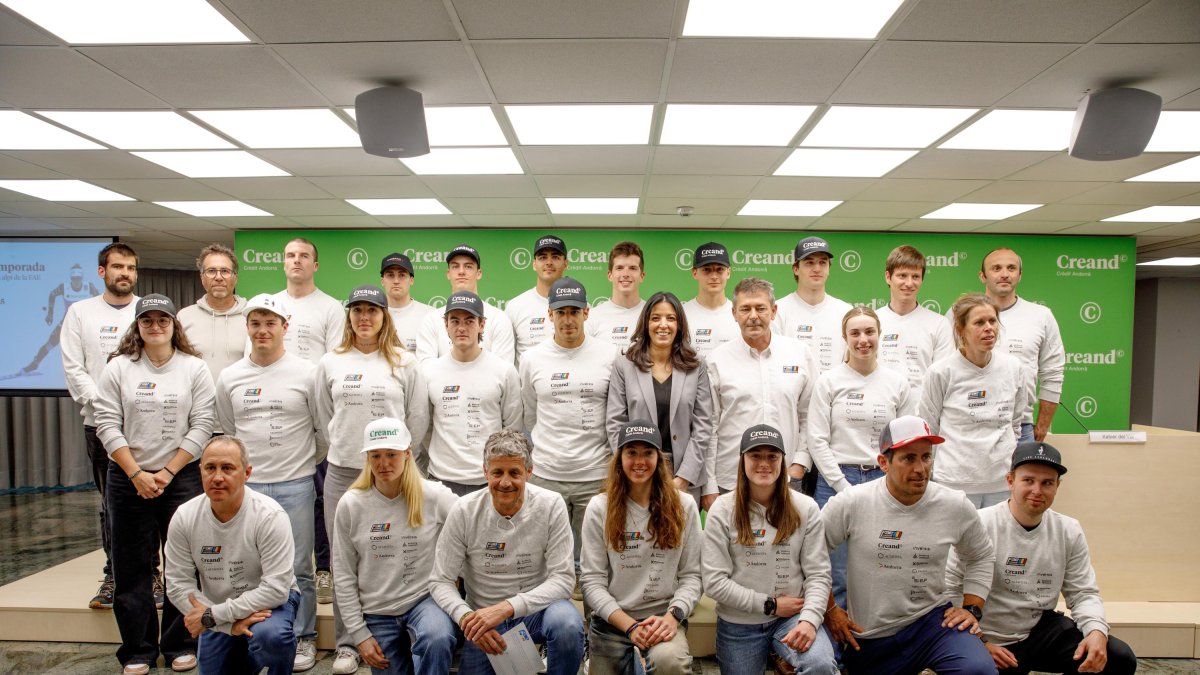 Foto de grup equip de la FAE