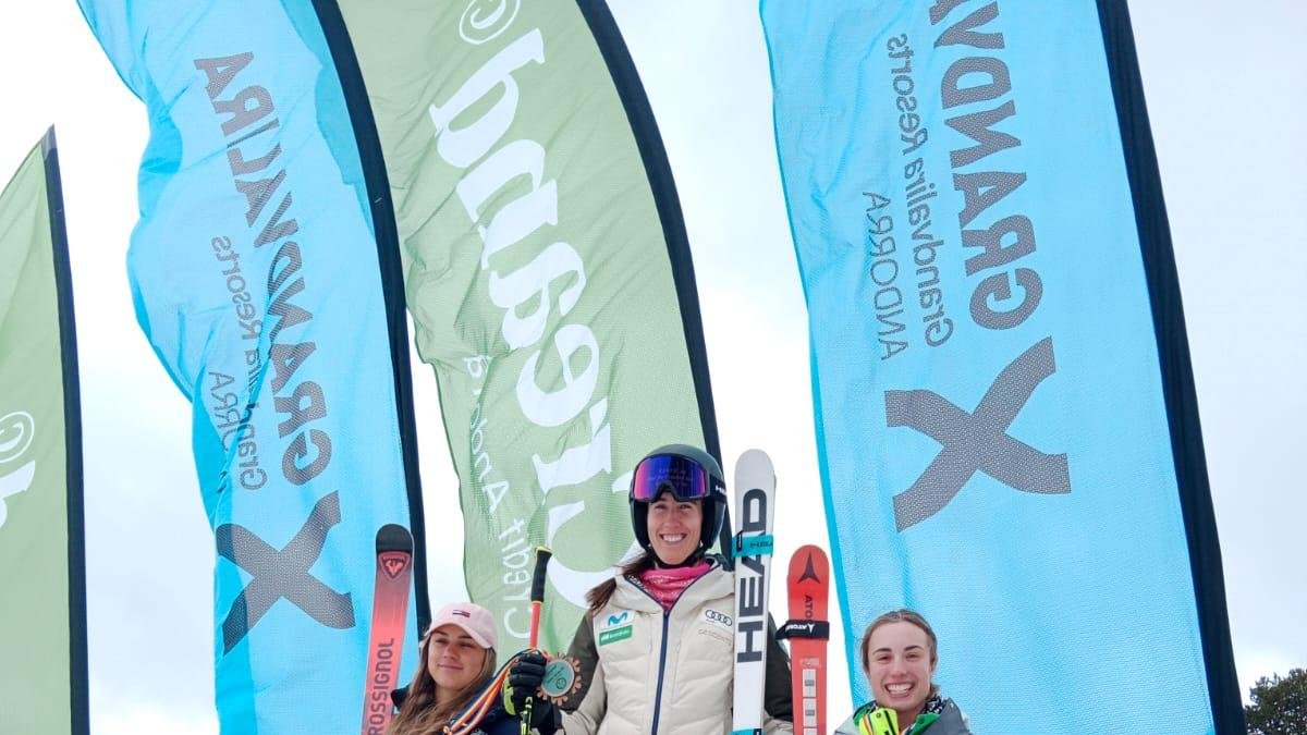 Clàudia Garcia, al podi del primer gegant FIS.