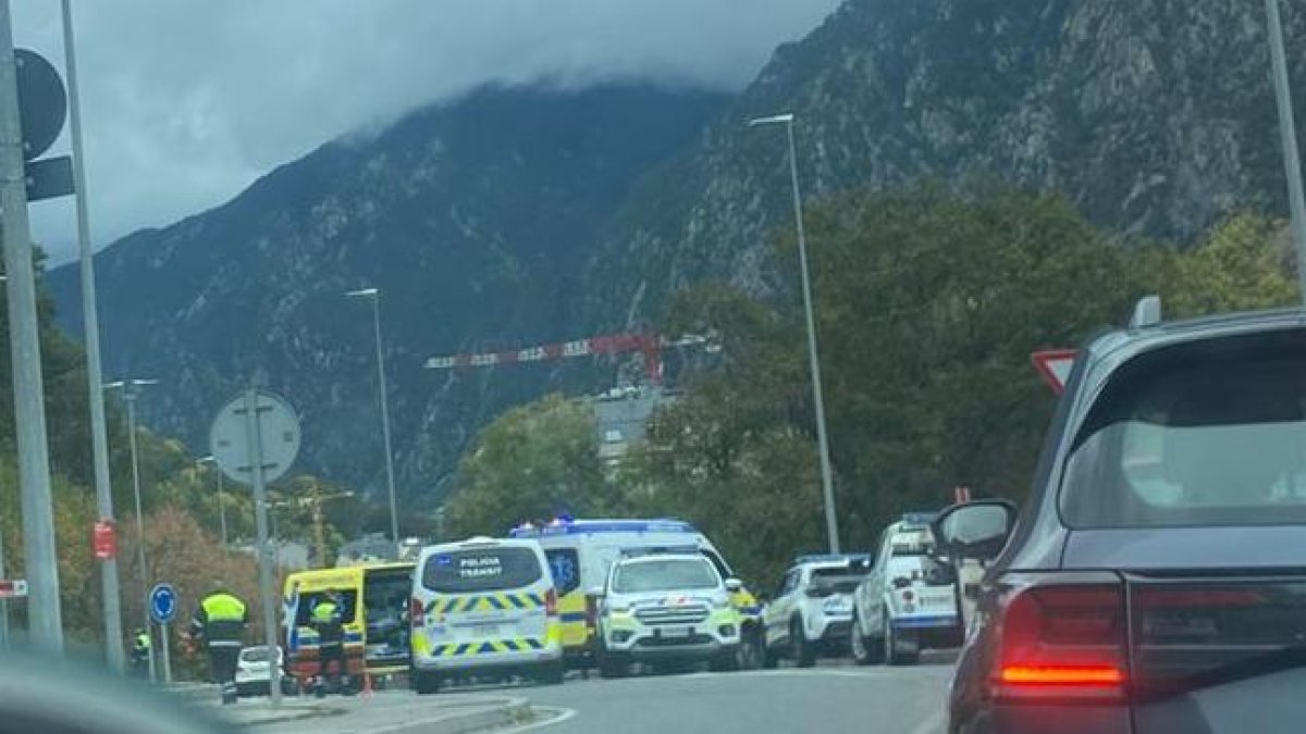 Accident a la rotonda del Gall