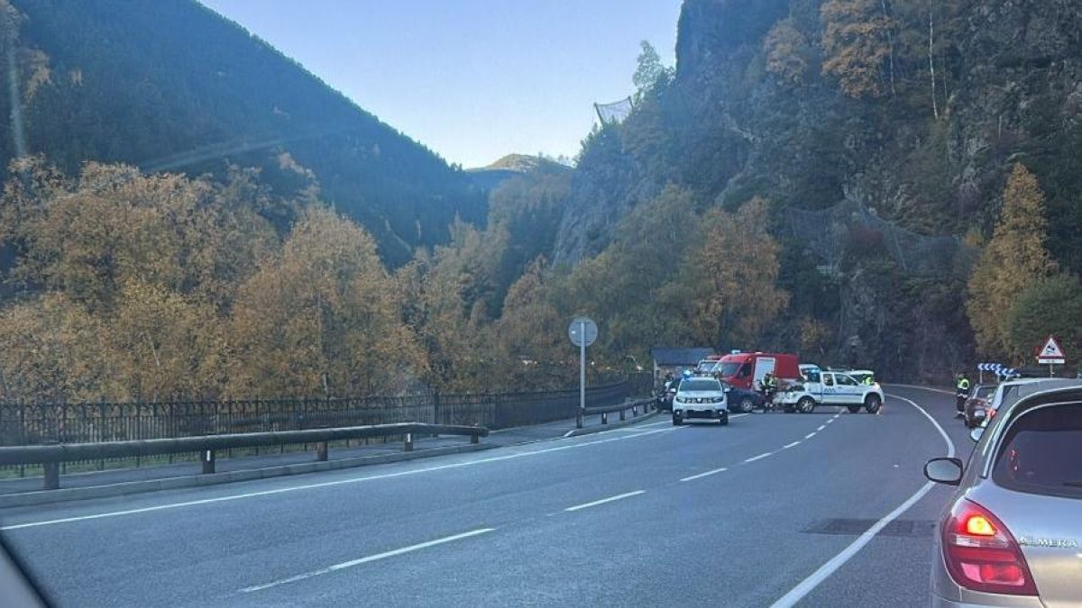 Accident de trànsit a la General 2 a Canillo