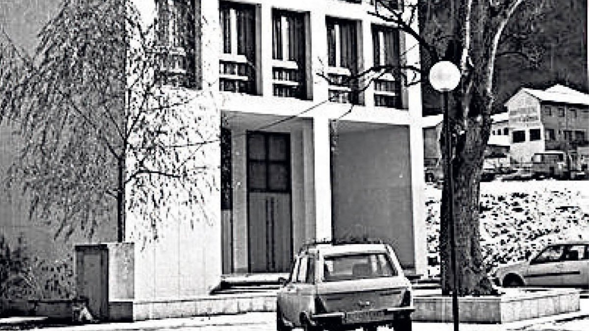 L’edifici de l’església de Santa Maria del Fener.