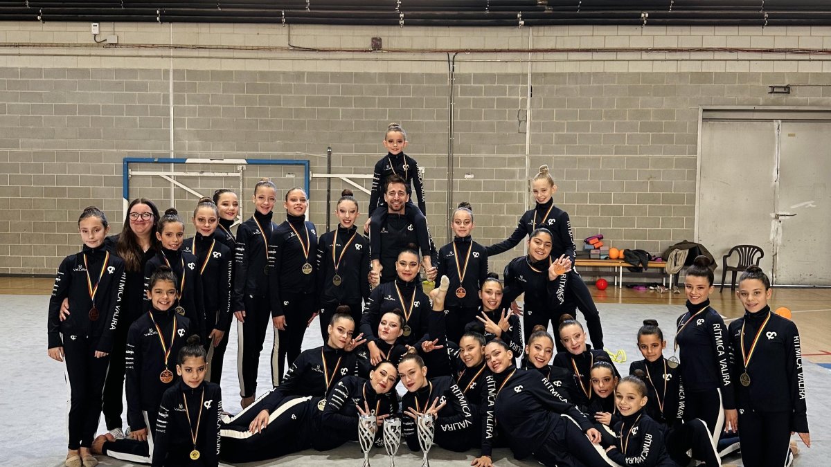 El Valira amb les medalles.