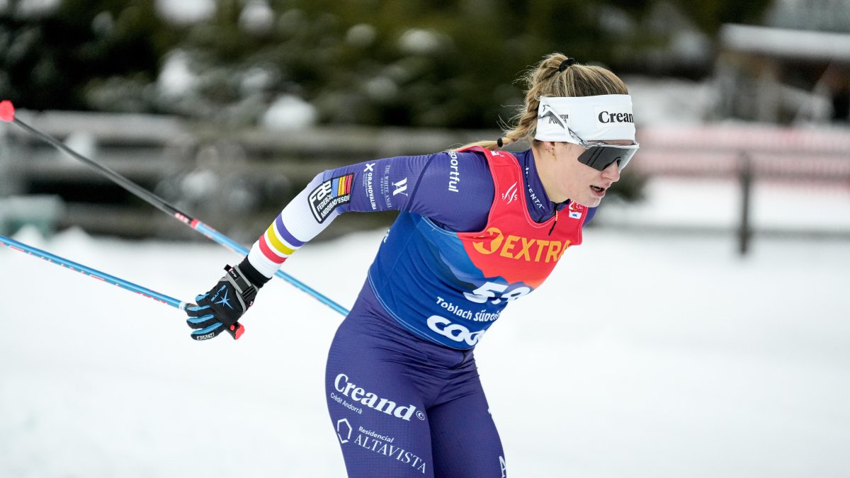 Gina del Rio competint als 10 quilòmetres individuals al Tour de Ski.