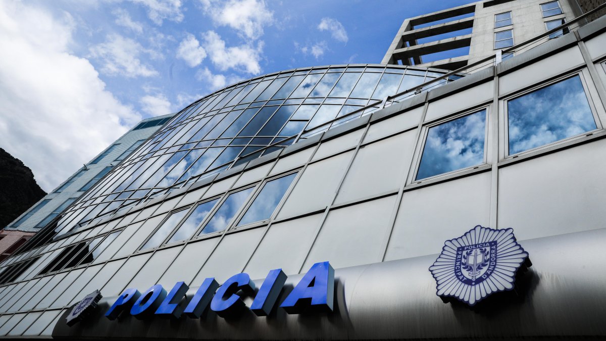 Despatx central de la policia