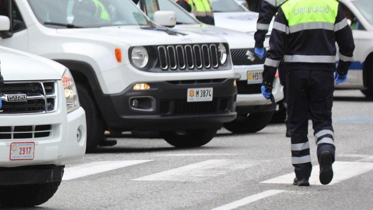Agents de circulació comunals.