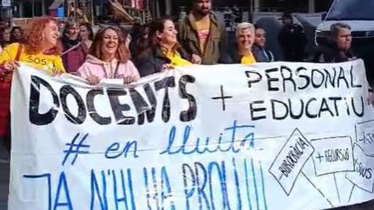 Manifestació anterior de docents a la Seu.
