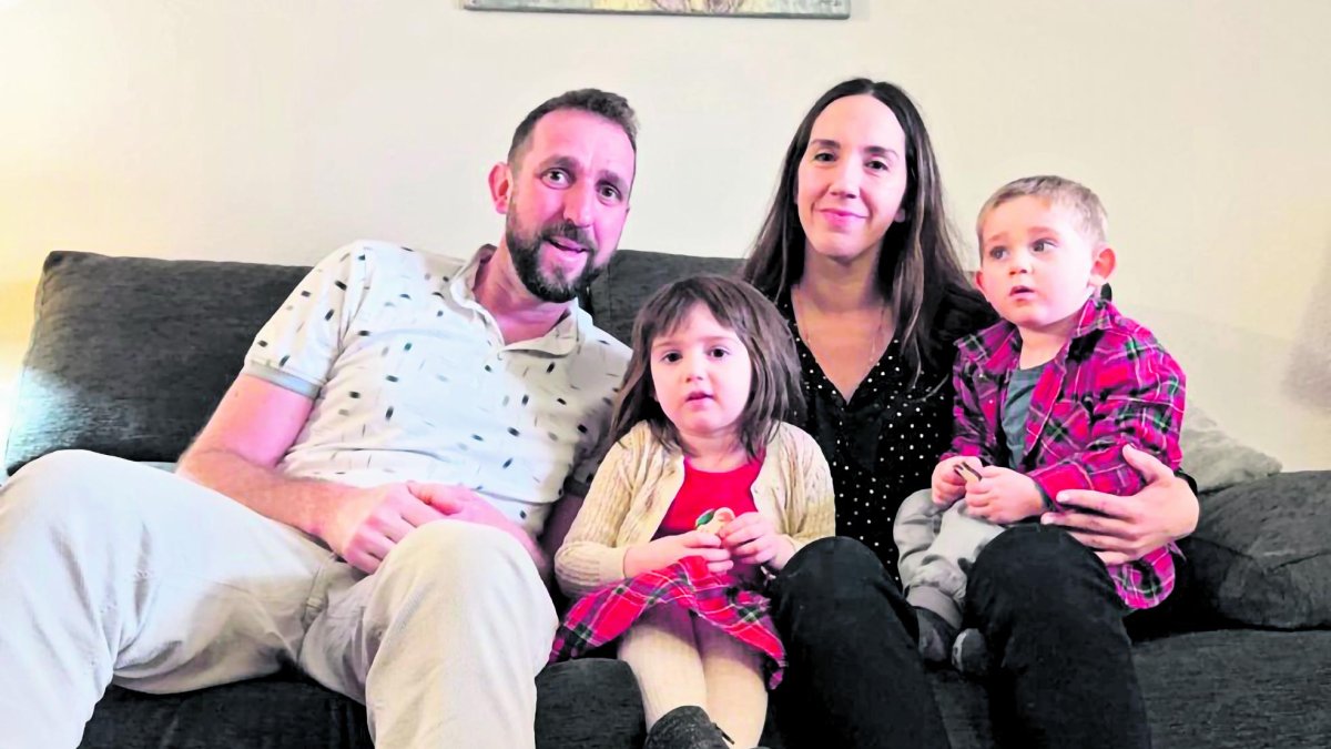 Guillem amb els seus pares, Maria i Jaume, i la seva germana gran, Ares.