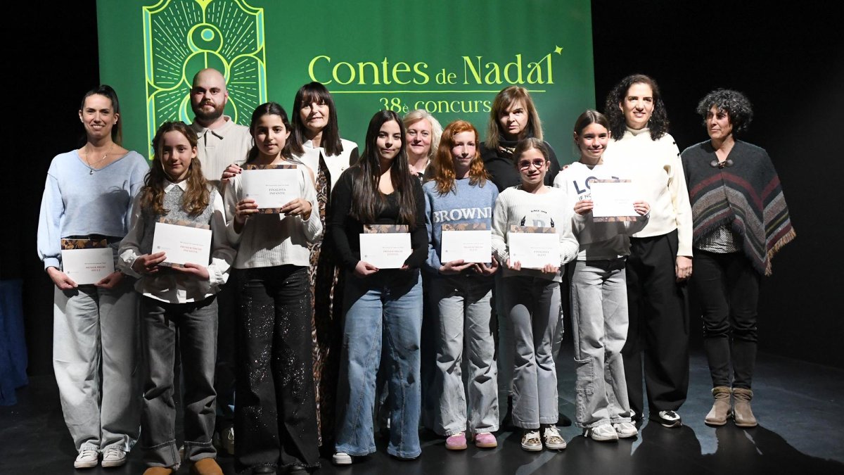 Els premiats al 38è concurs de contes de Nadal.