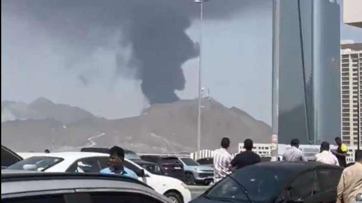 Bombardeig a la instal·lació de petroli de Fujairah, als EAU.