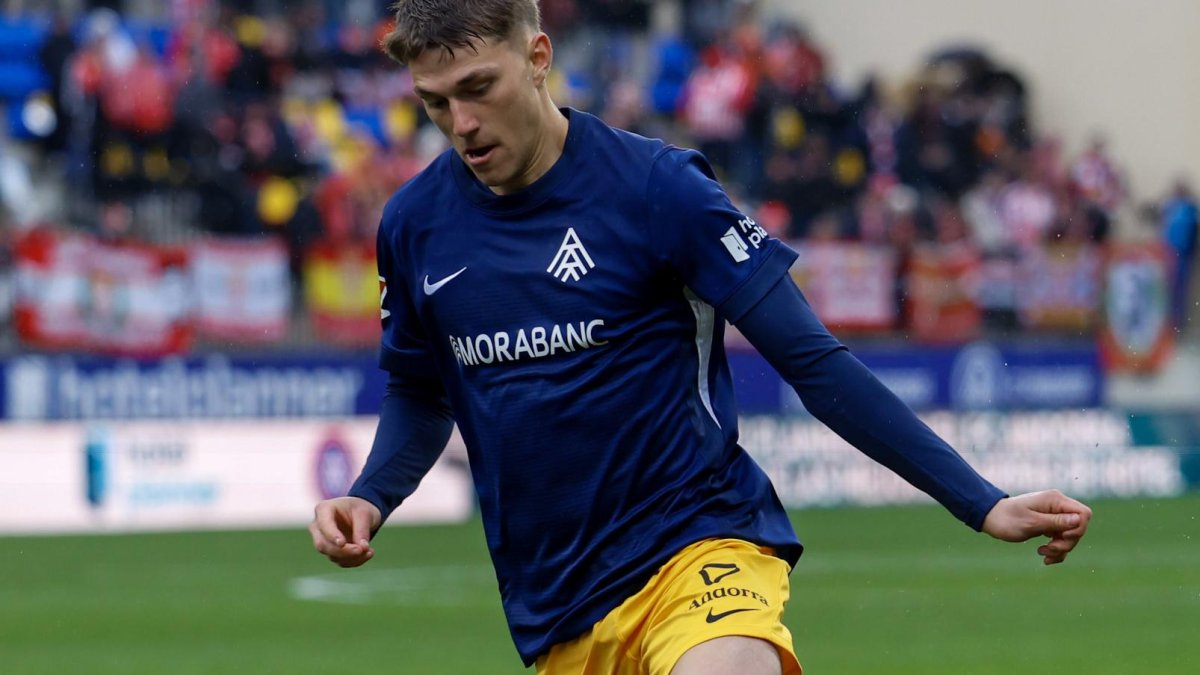 Gael Alonso, en el partit contra l’Sporting.