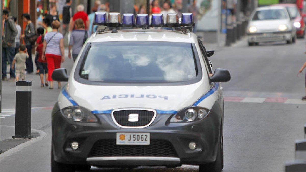 Un detingut per ferir un home amb un ganivet a la capital