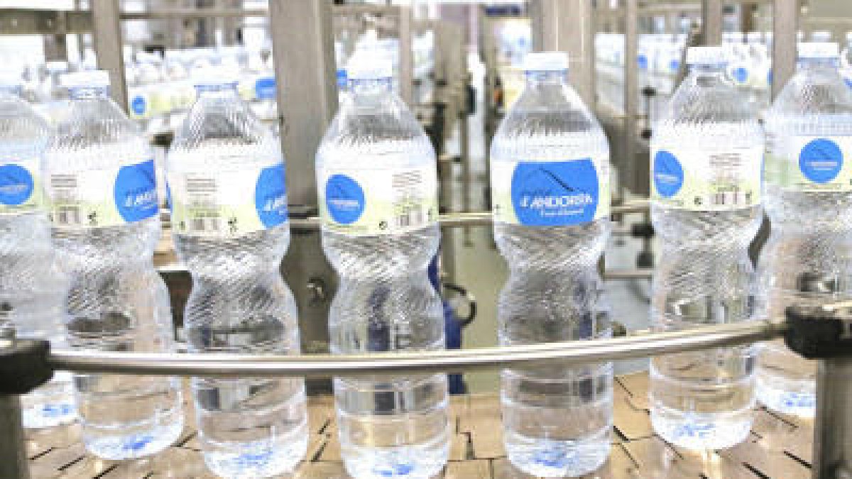 Reclamació de 565 afectats de l'aigua d'Arinsal