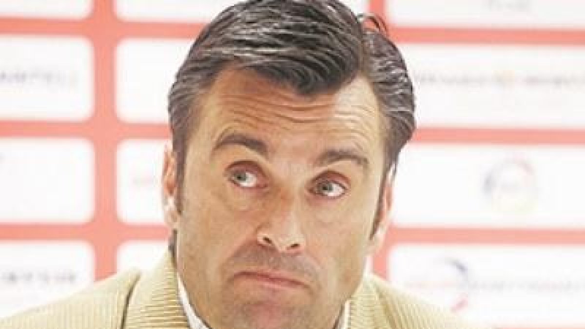 Koldo obre la porta als joves Aláez, Martínez i Matos