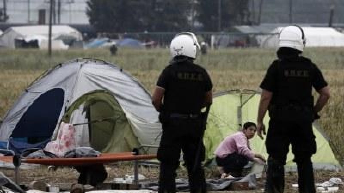 Grècia comença a evacuar el camp d'Idomeni