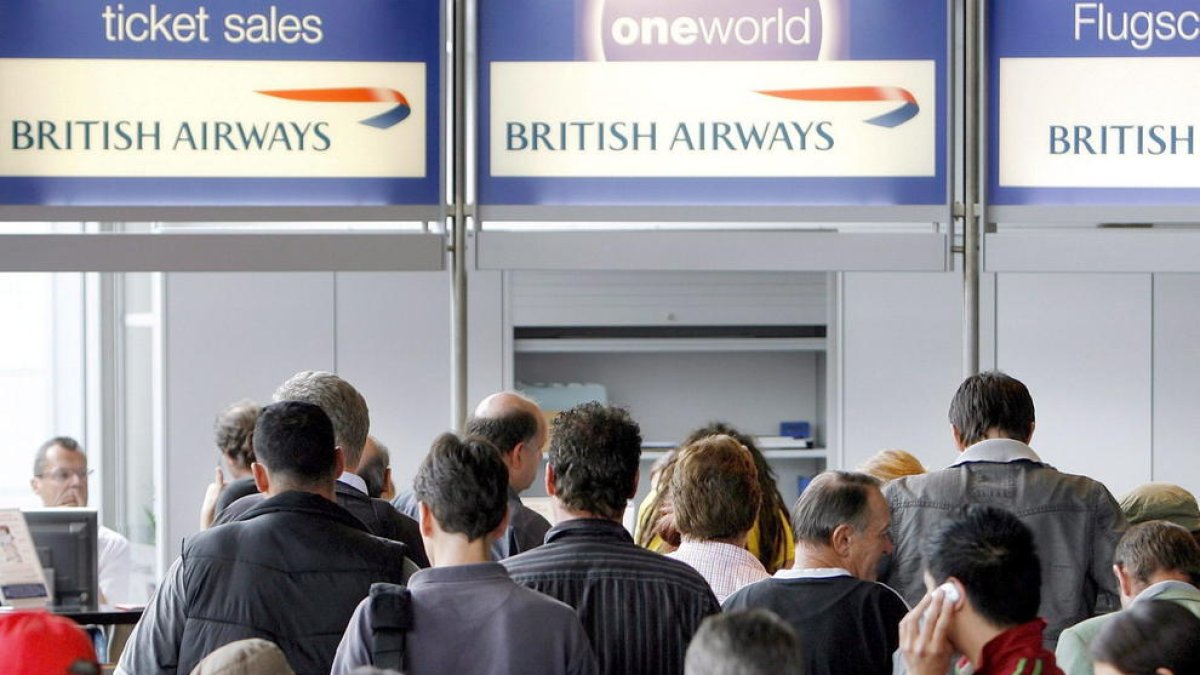 Els EUA emeten una alerta de viatge davant el risc d'atemptats a Europa