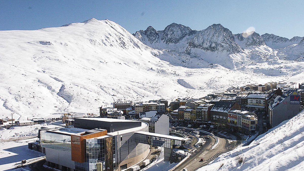 Un comerç ha de pagar 6.900 euros per una caiguda a la seva vorera