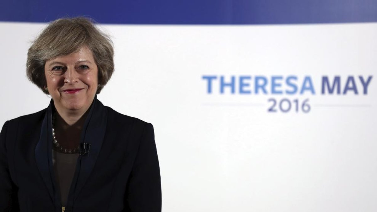 Theresa May substituïrà Cameron com a primera ministra britànica