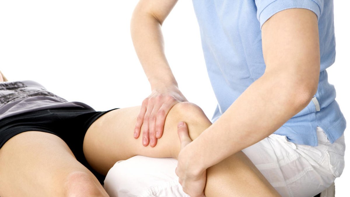 Els col·legis preparen normatives per regular les professions liberals