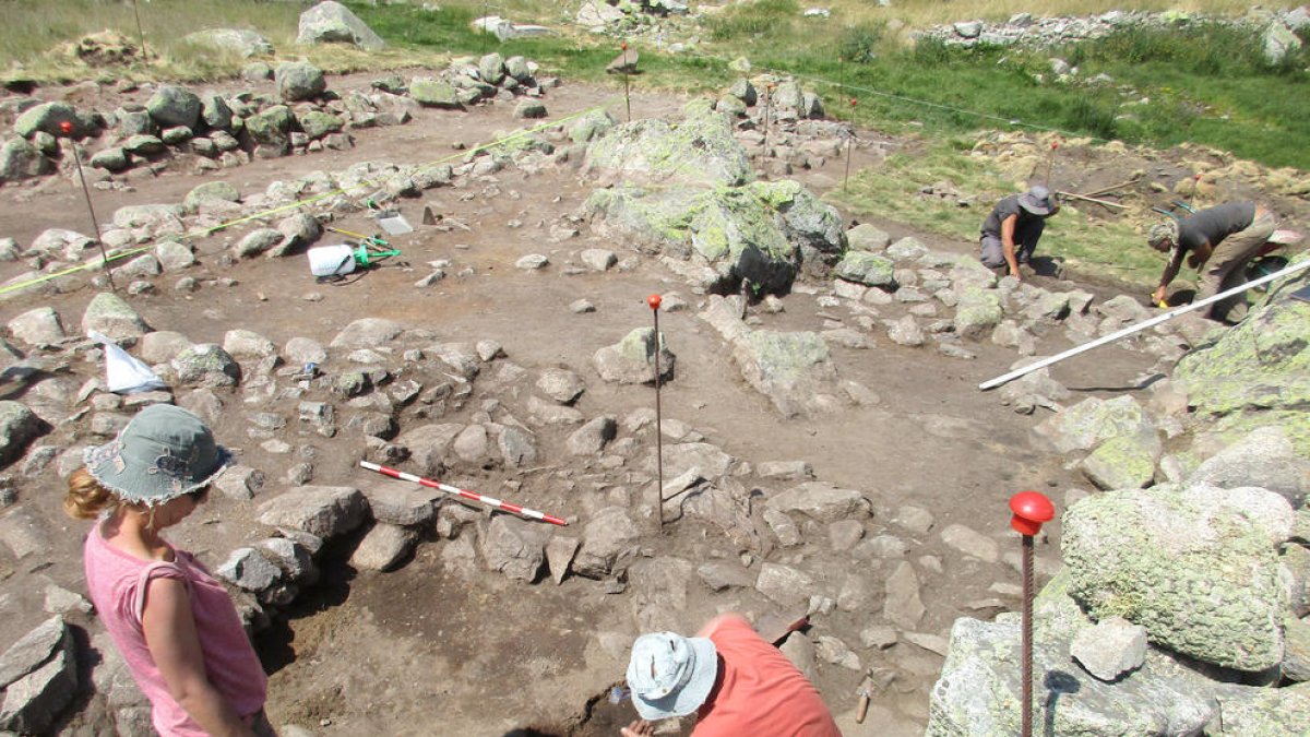 Els romans, a Encenrera