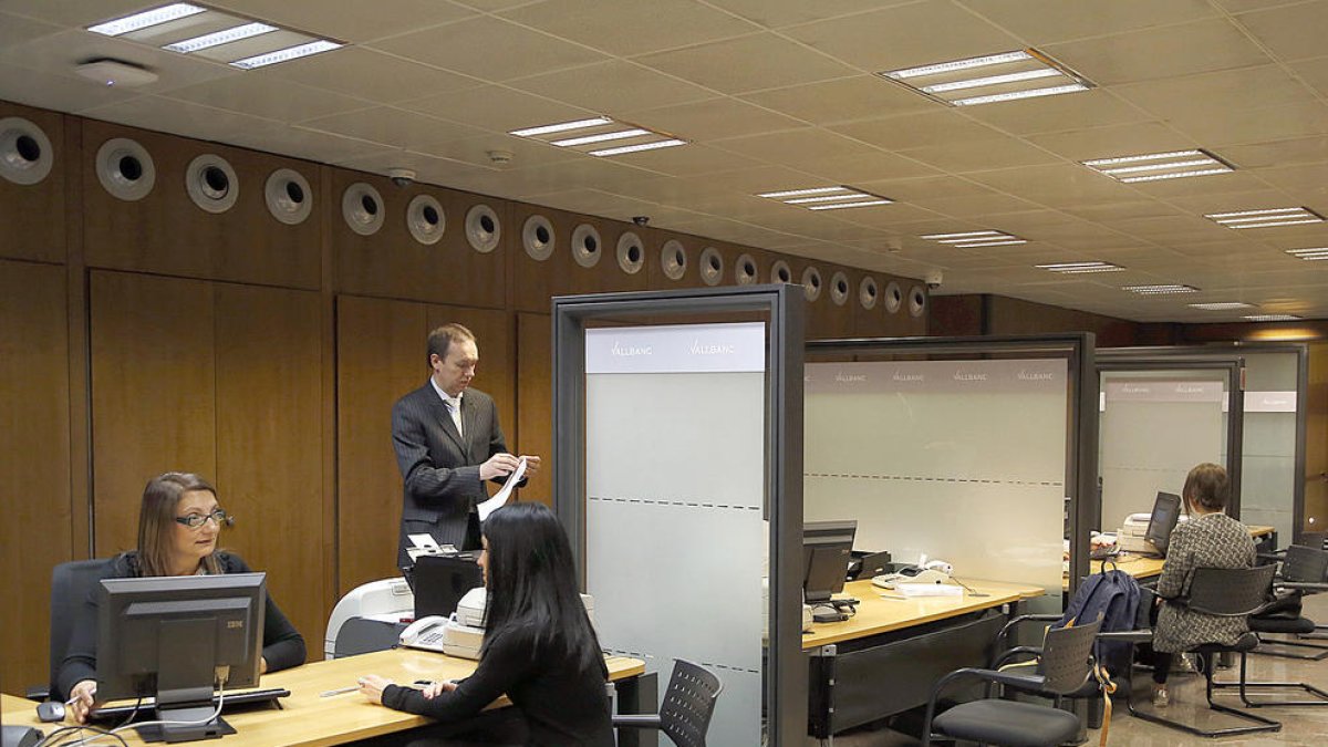 Vall Banc començarà a alliberar la setmana vinent l'estalvi garantit