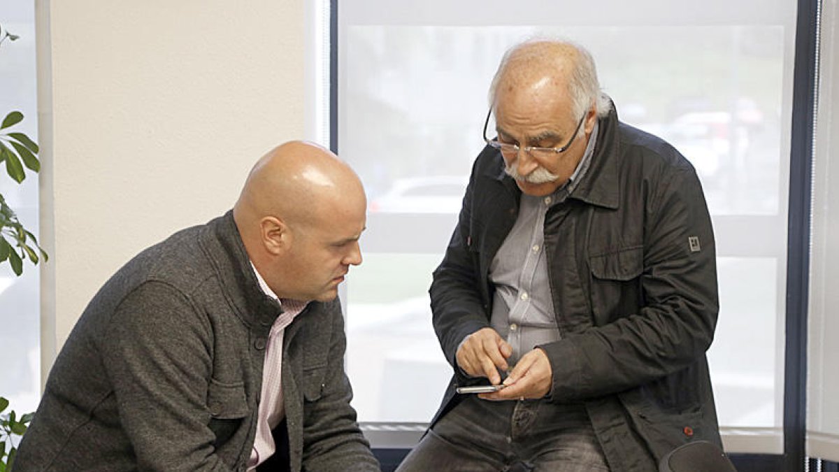 Els beneficis de Capesa cauen a la meitat