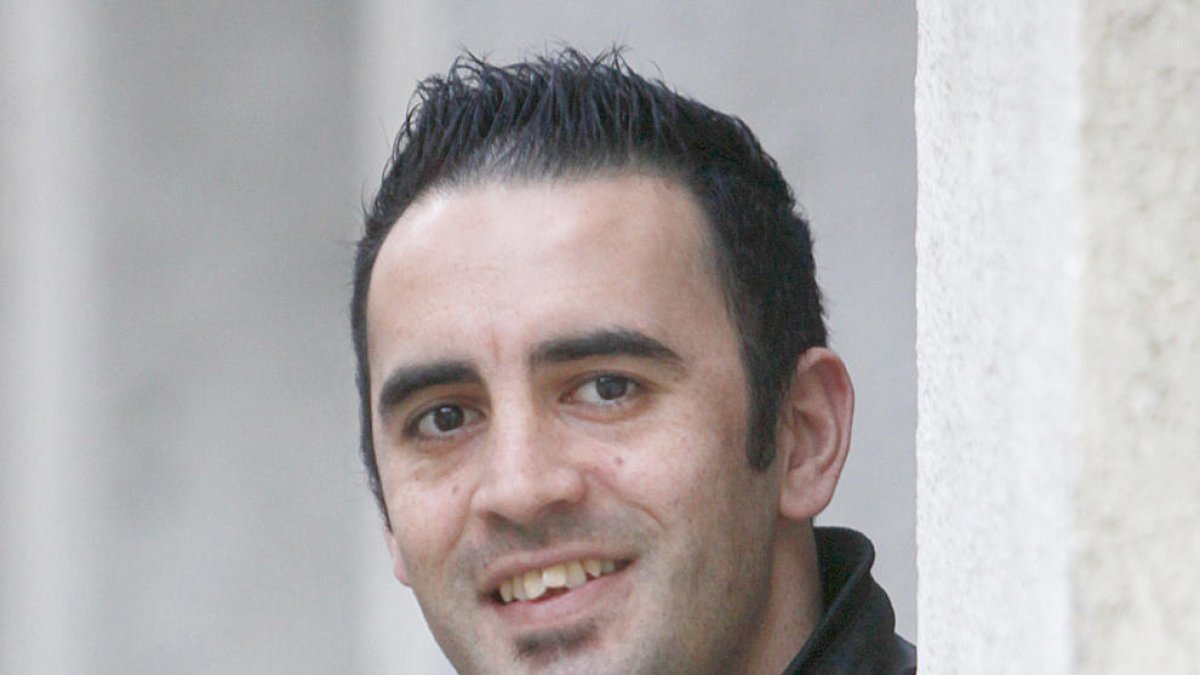 Edu Peppe vol aportar “experiència” al projecte de l'acabat d'ascendir CE Jenlai