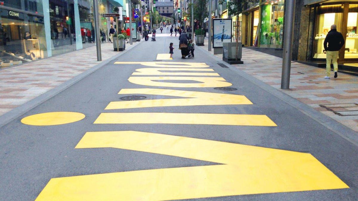 Els propietaris es neguen a pagar per acabar l'embelliment de Vivand