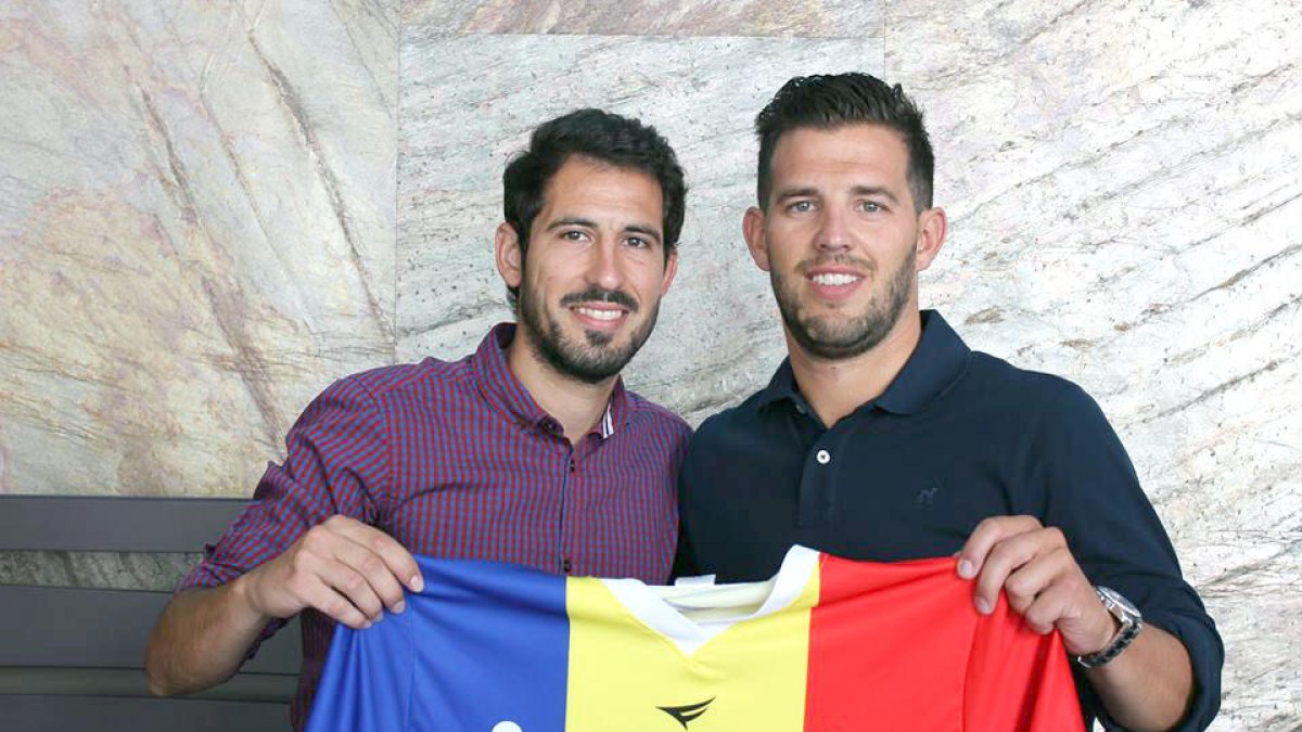 L'FC Andorra presenta el davanter Kike Espinosa, amb experiència a segona B i tercera