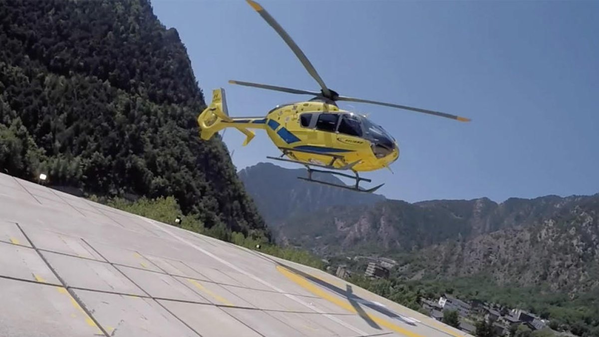 Un helicòpter en una imatge d'arxiu