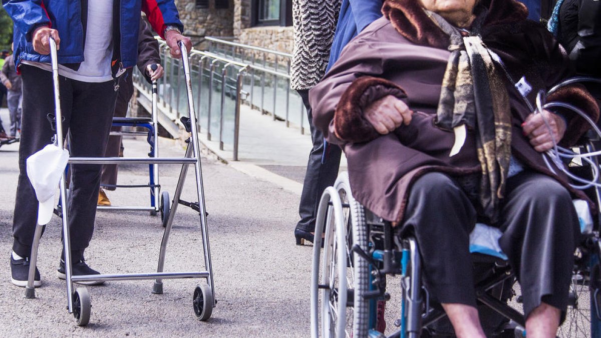 Un jubilat recupera als 74 anys tot el cotitzat i a França arriba als 81