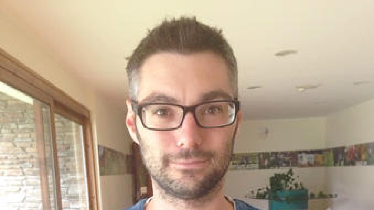 Vilella es presenta d'abanderat del canvi a la federació