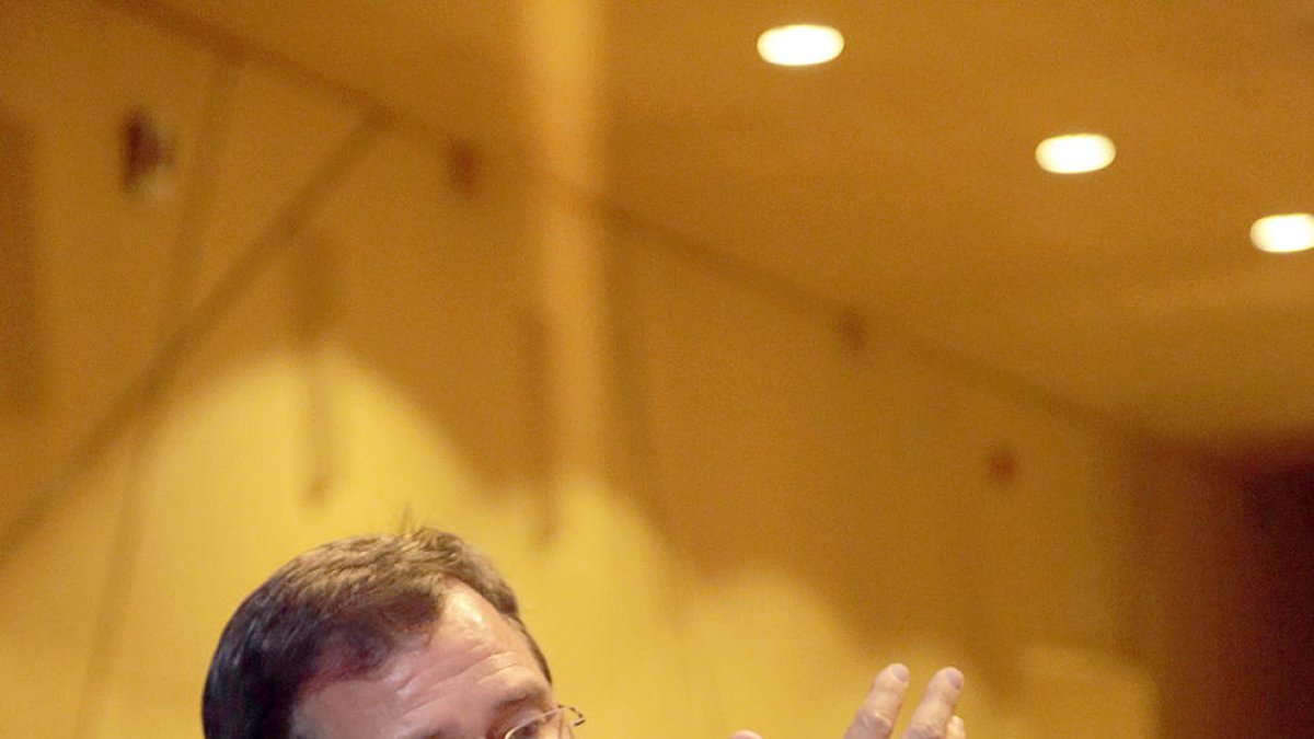 “Seria interessant que els turistes arribessin amb cotxes elèctrics”