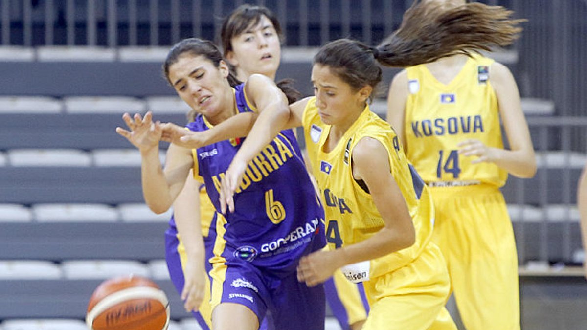 La selecció femenina sub-16 arriba a la final