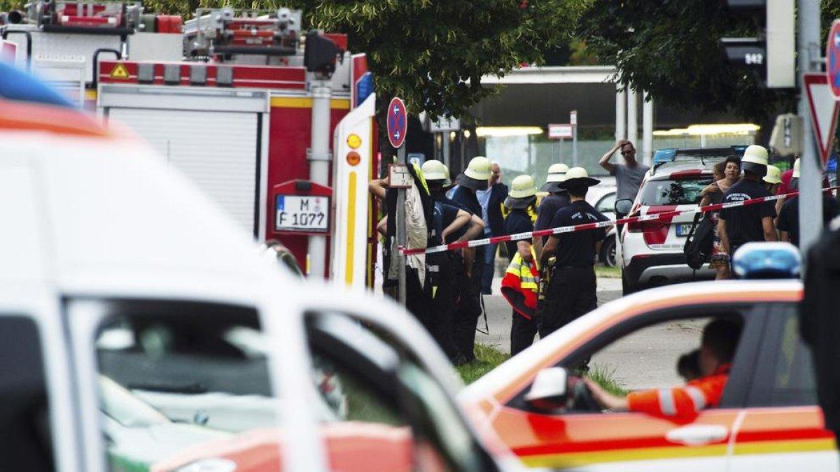 Almenys nou morts en un tiroteig a un centre comercial de Munic
