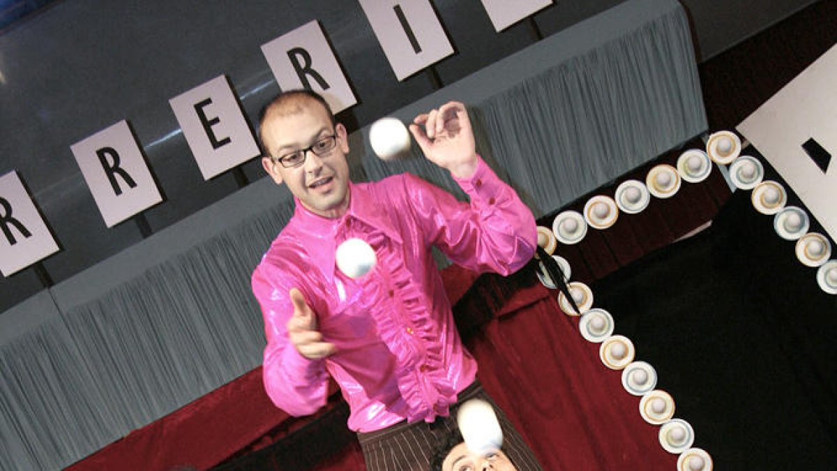 Malabars i acrobàcies a la Nit sense paraules