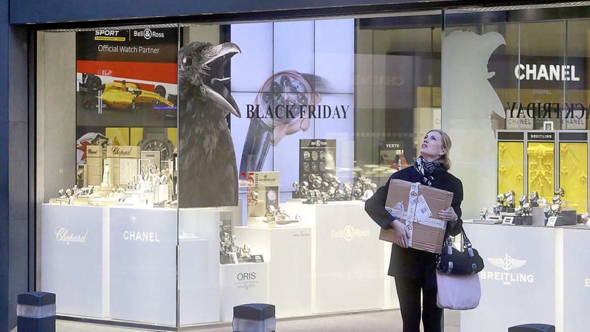 El 'Black Friday' envaeix les botigues del Principat