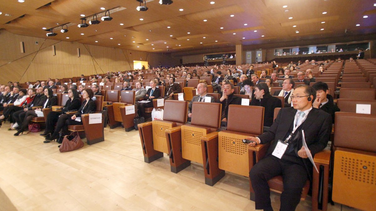 Només 7 grans convencions en 8 anys al Centre de Congressos