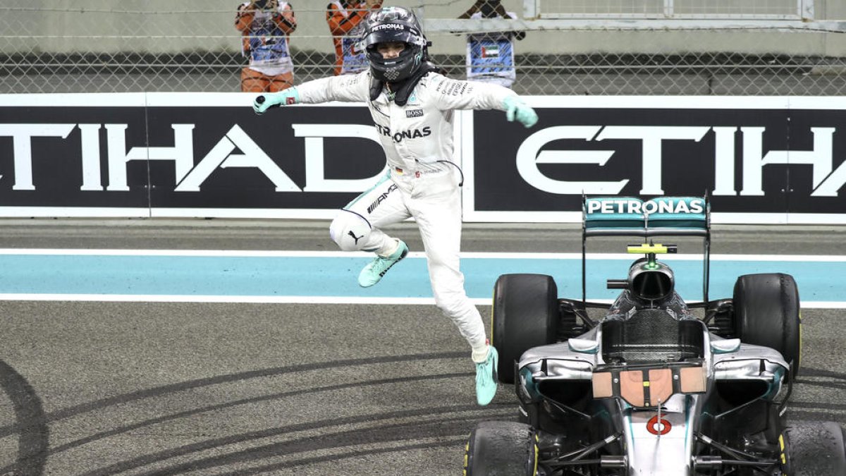 Rosberg toca la glòria