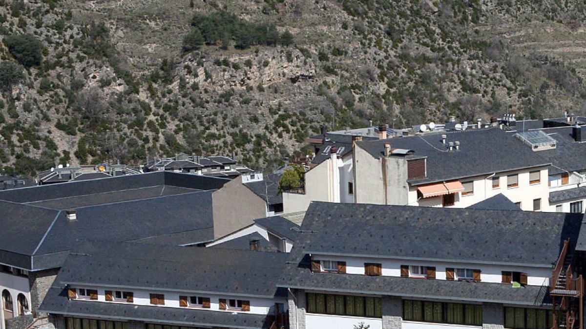 La policia investiga dos intents de captació de menors prop d'escoles